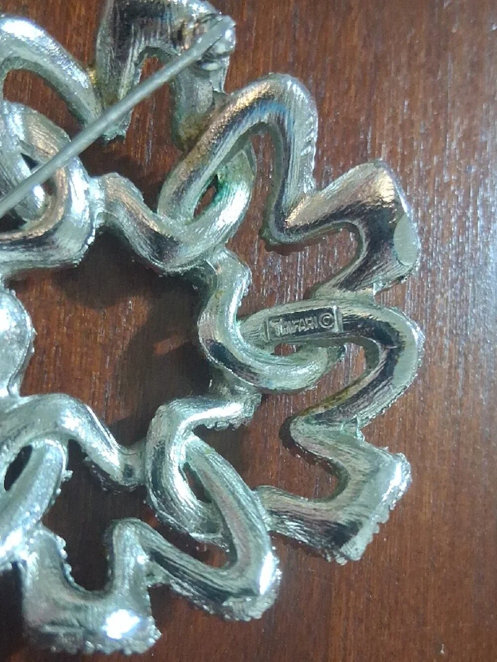 Silver Trifari Ribbonette Filigree Ruffled Elegant Statement Brooch Vintage